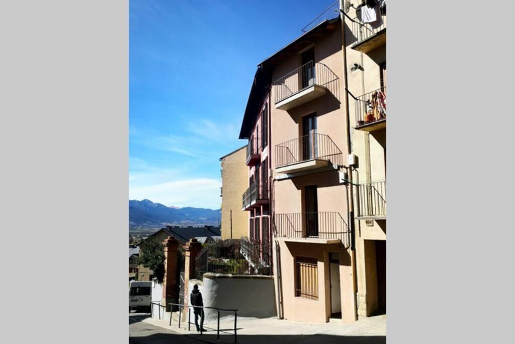 Puigcerda Centro. Acogedor Apartament En El Pueblo ภายนอก รูปภาพ